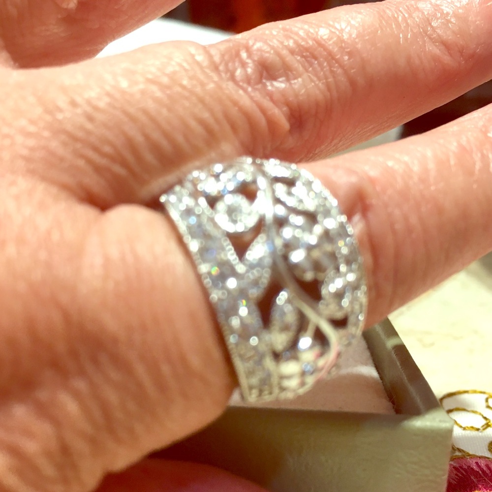 Crystal ring